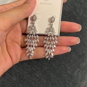 Stylish artificial diamond earrings to spruce up any outfit